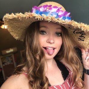 Meet your Posher, Cheyanne